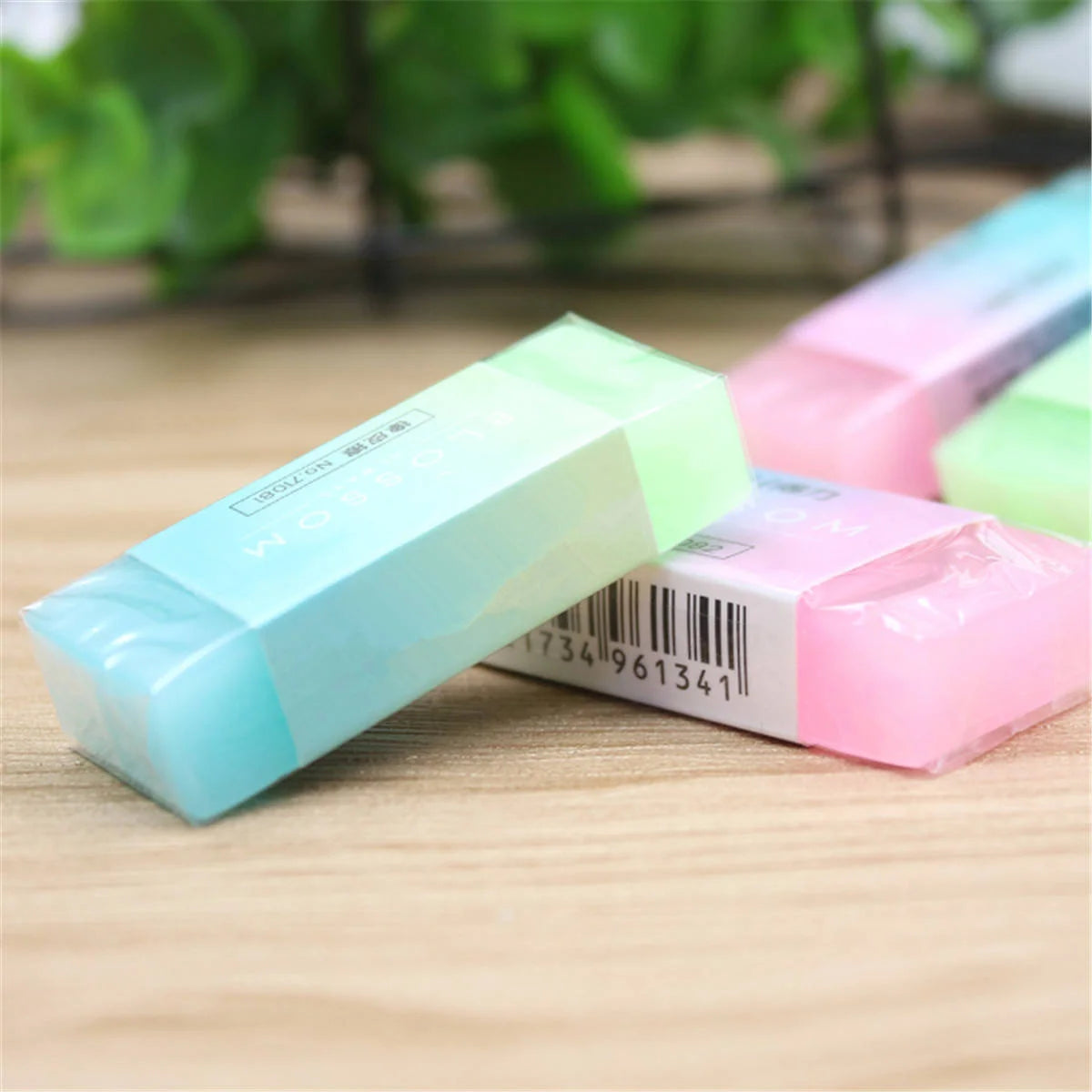 Deli Blossom Gradient Pencil Eraser